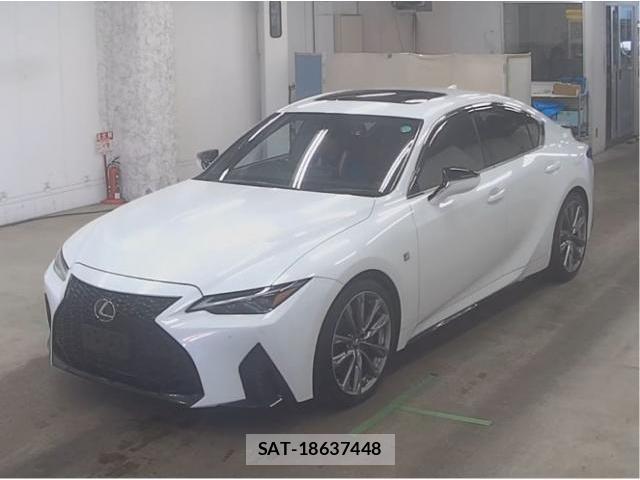 Lexus IS 2021-06 8055638-3