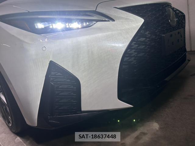 Lexus IS 2021-06 8055638-7