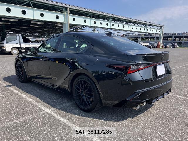 Lexus IS 2024-03 8055851-1