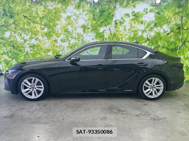 Lexus IS 2020-12 8056090-1