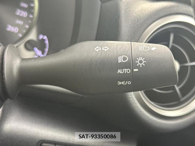 Lexus IS 2020-12 8056090-15