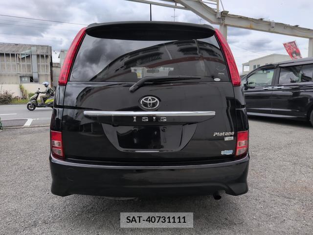 Toyota ISIS 2009-11 8053627-1