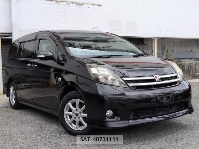 Toyota ISIS 2009-11 8053627-9