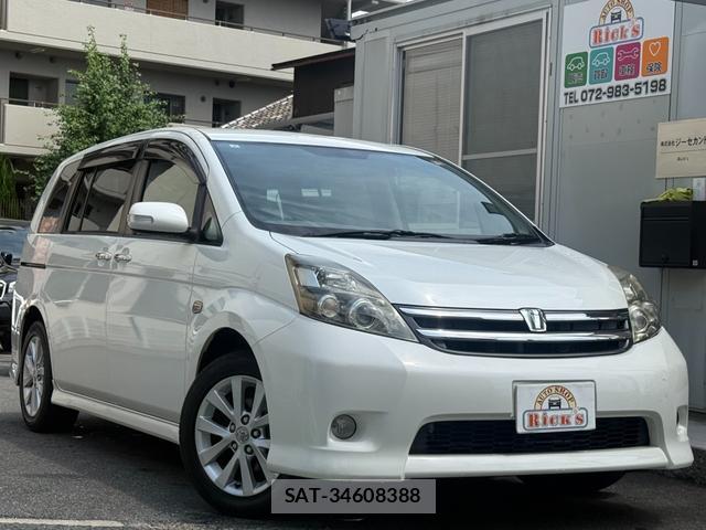 Toyota ISIS 2009-07 8056078-2