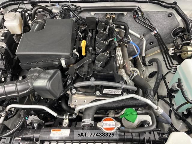 Suzuki JIMNY 2025-10 8053781-17