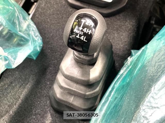 Suzuki JIMNY 2026-06 8054157-3