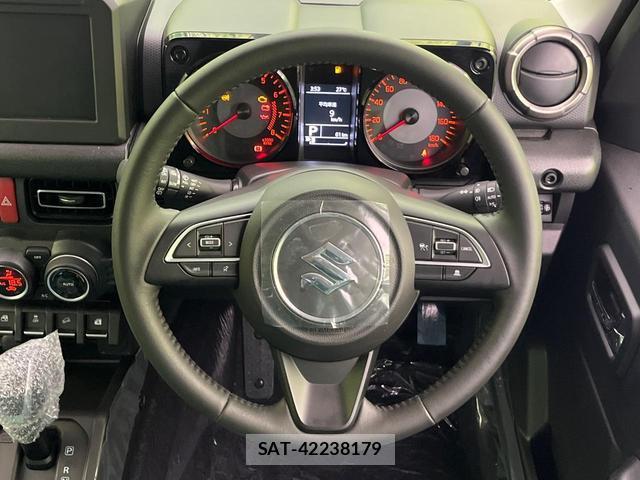 Suzuki JIMNY 2026-06 8054223-9