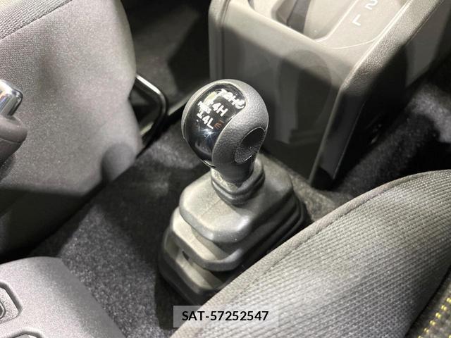 Suzuki JIMNY 2026-01 8054323-4