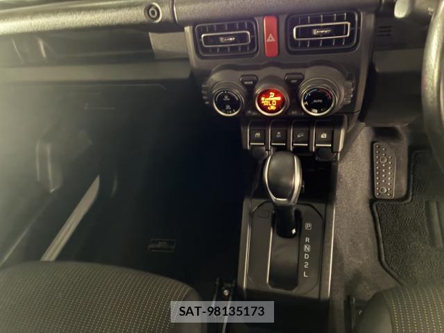 Suzuki JIMNY SIERRA 2021-05 8055652-15