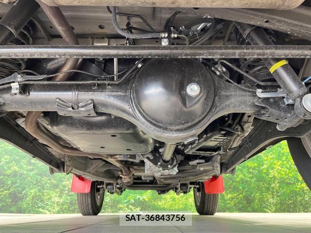Suzuki JIMNY 2024-12 8054081-18