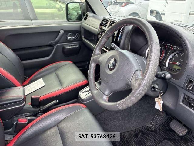 Suzuki JIMNY 2013-08 8054841-5