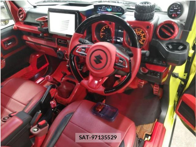Suzuki JIMNY 2019-11 8055651-2