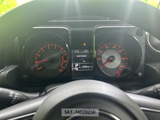 Suzuki JIMNY 2024-04 8056131-14