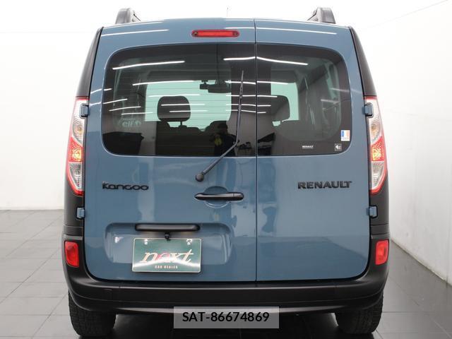 Renault KANGOO 2016-10 8054502-3