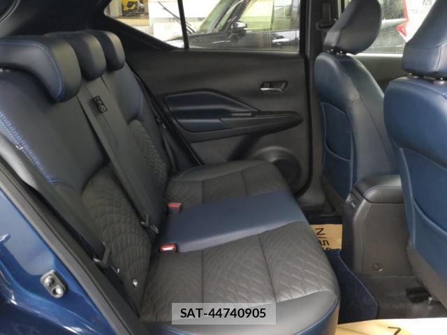 Nissan KICKS 2022-02 8055032-3