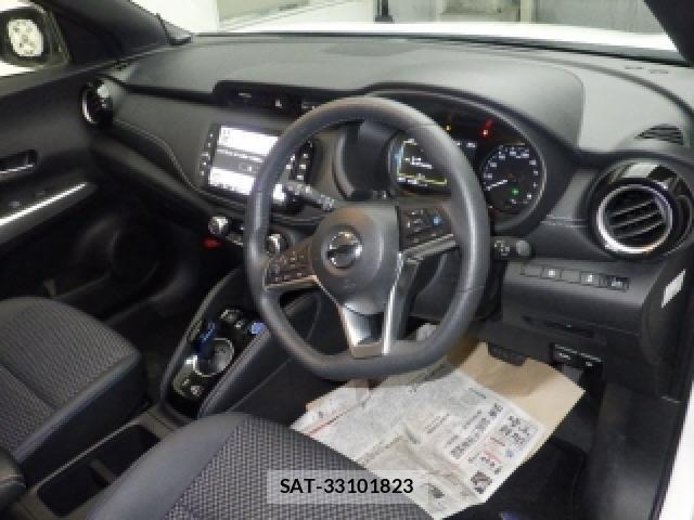 Nissan KICKS 2021-06 8055066-2