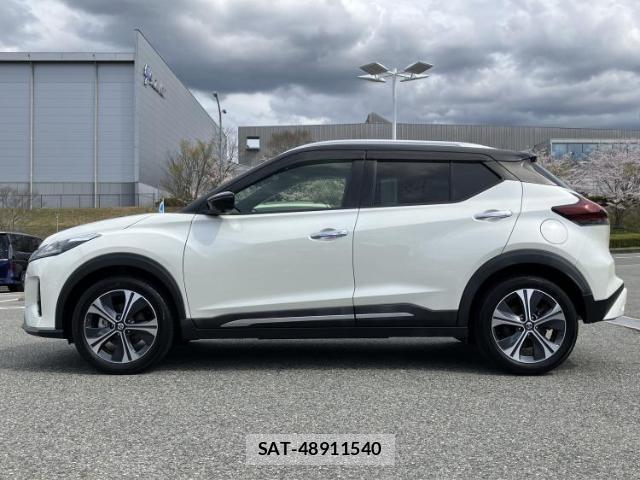 Nissan KIX 2021-09 8054971-1