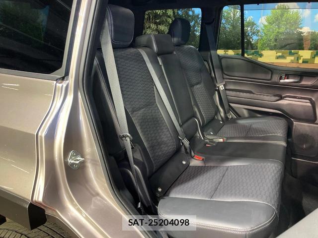 Toyota Land Cruiser 250 2024-08 8053534-8