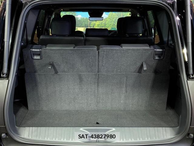 Toyota Land Cruiser 250 2025-02 8053536-10