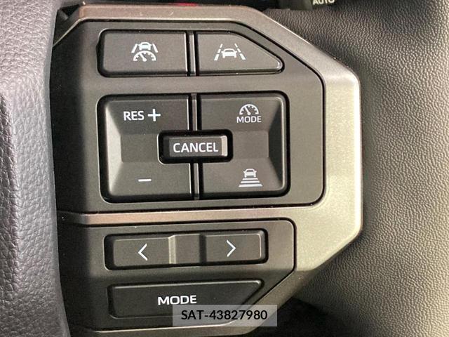 Toyota Land Cruiser 250 2025-02 8053536-6