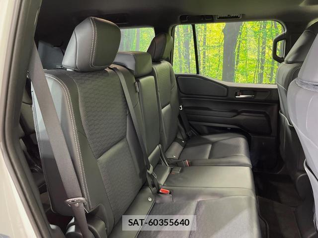 Toyota Land Cruiser 250 2026-04 8053698-7