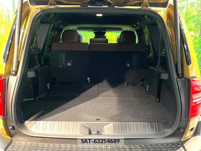 Toyota Land Cruiser 250 2024-06 8053995-10
