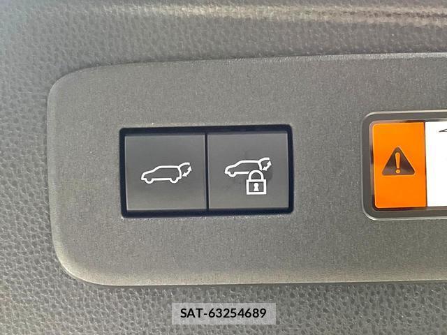 Toyota Land Cruiser 250 2024-06 8053995-6