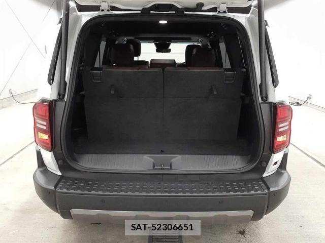 Toyota Land Cruiser 250 2024-06 8055076-5