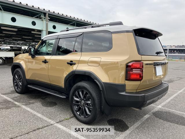 Toyota Land Cruiser 250 2025-04 8055818-1