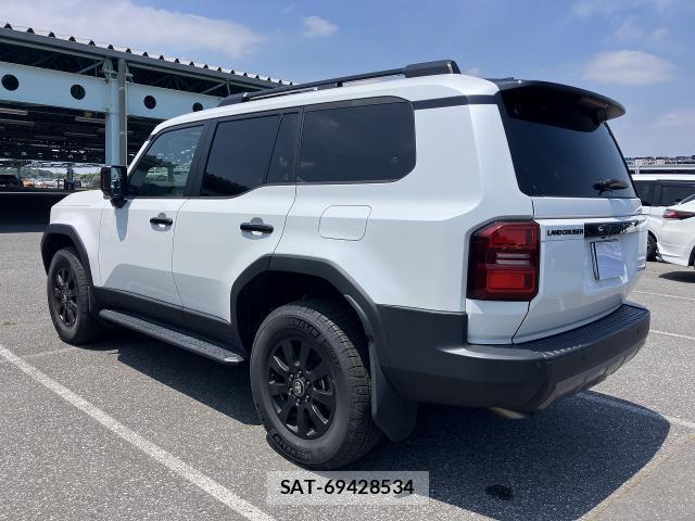 Toyota Land Cruiser 250 2024-07 8055829-1