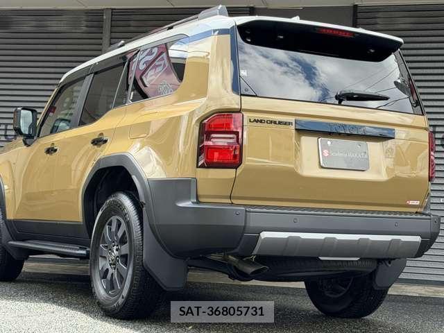 Toyota Land Cruiser 250 2025-01 8055950-7