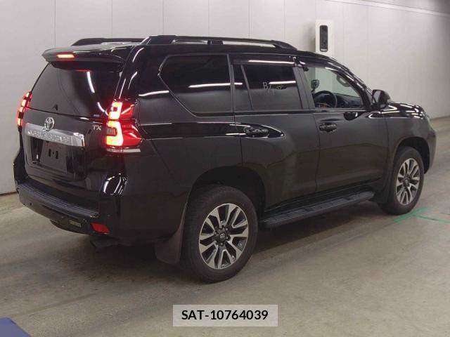 Toyota LAND CRUISER PRADO 2022-05 8053374-1