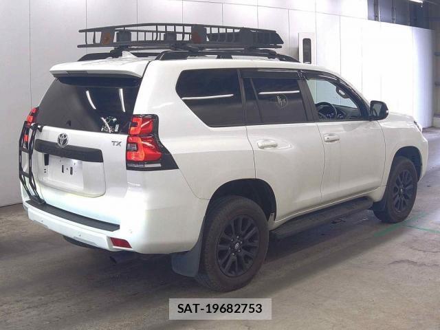 Toyota LAND CRUISER PRADO 2022-12 8053388-1