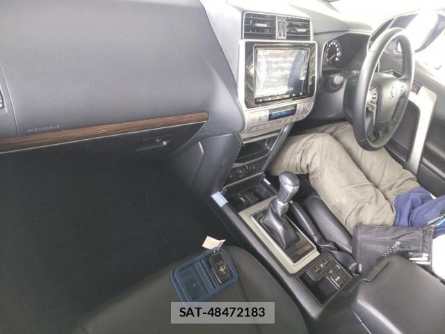 Toyota LAND CRUISER PRADO 2022-11 8053390-2