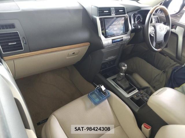 Toyota LAND CRUISER PRADO 2022-12 8053391-2