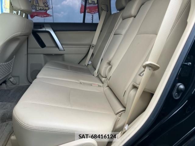 Toyota LAND CRUISER PRADO 2023-07 8053517-11