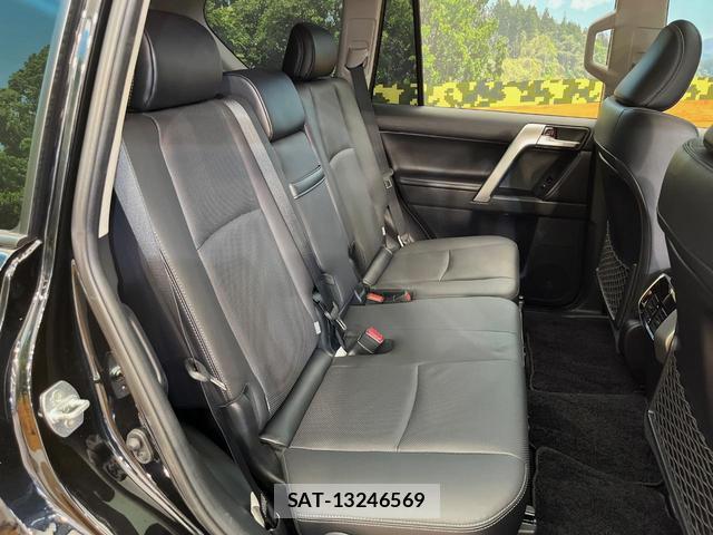 Toyota LAND CRUISER PRADO 2023-10 8053876-9