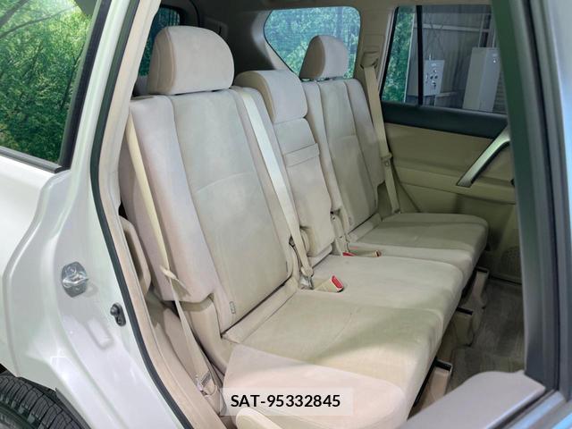 Toyota LAND CRUISER PRADO 2023-08 8054078-8