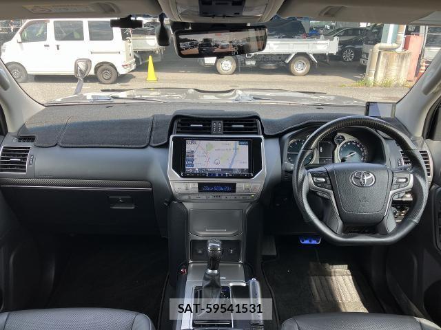Toyota LAND CRUISER PRADO 2023-07 8055856-2