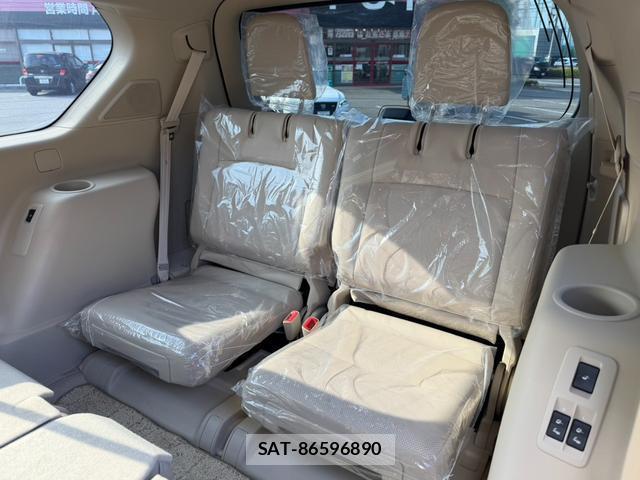 Toyota LAND CRUISER PRADO 2023-07 8055969-13