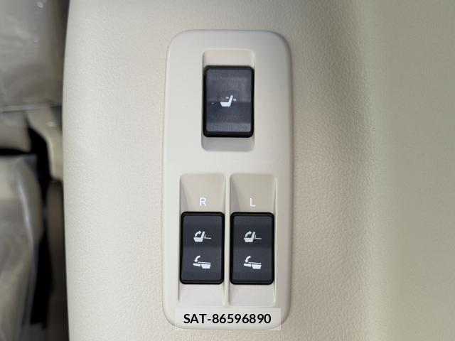 Toyota LAND CRUISER PRADO 2023-07 8055969-16