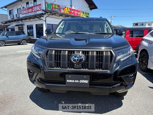 Toyota LAND CRUISER PRADO 2024-02 8055979-1