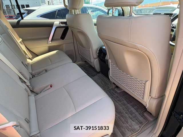Toyota LAND CRUISER PRADO 2024-02 8055979-9