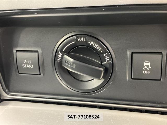 Toyota LAND CRUISER PRADO 2023-01 8056138-13