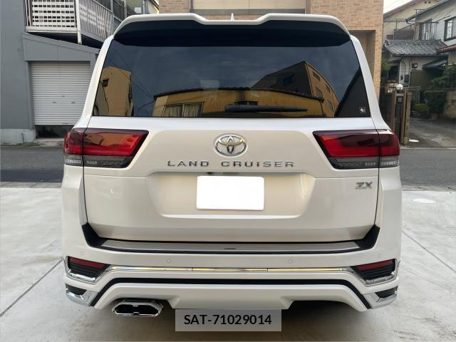 Toyota LAND CRUISER 2023-08 8053663-10
