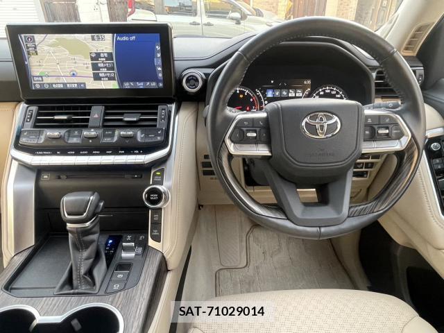 Toyota LAND CRUISER 2023-08 8053663-14