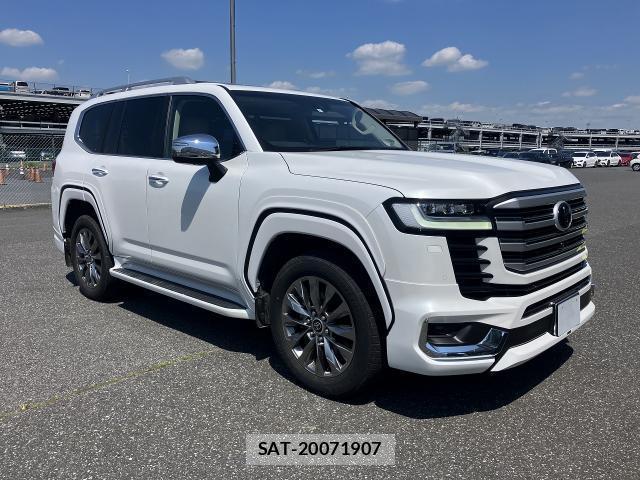 Toyota LAND CRUISER 2023-06 8055812-0