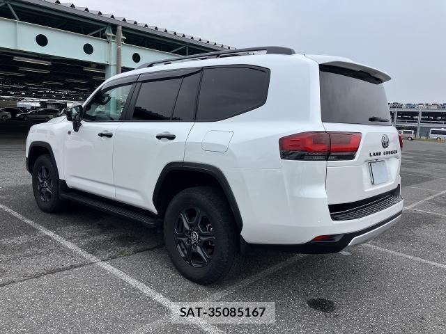 Toyota LAND CRUISER 2023-12 8055819-1
