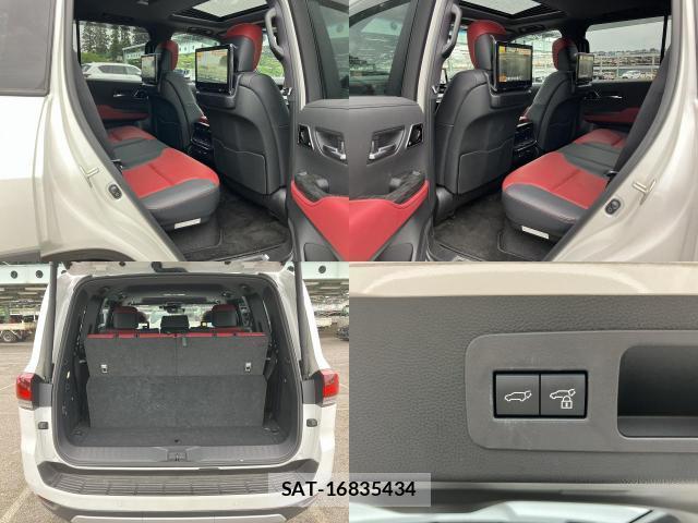 Toyota LAND CRUISER 2025-09 8055845-6