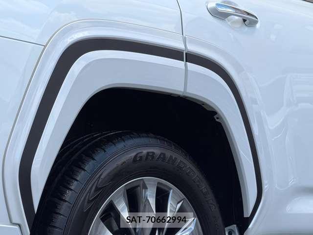 Toyota LAND CRUISER 2025-06 8055951-9